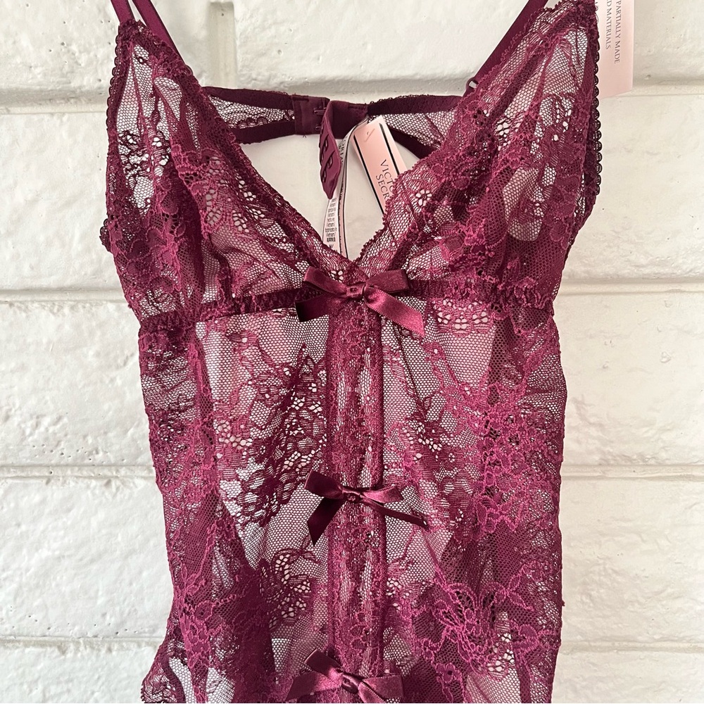 BUNDLE NWT Victoria’s Secret Lace lingerie White Burgundy Black Size Medium - Picture 8 of 13